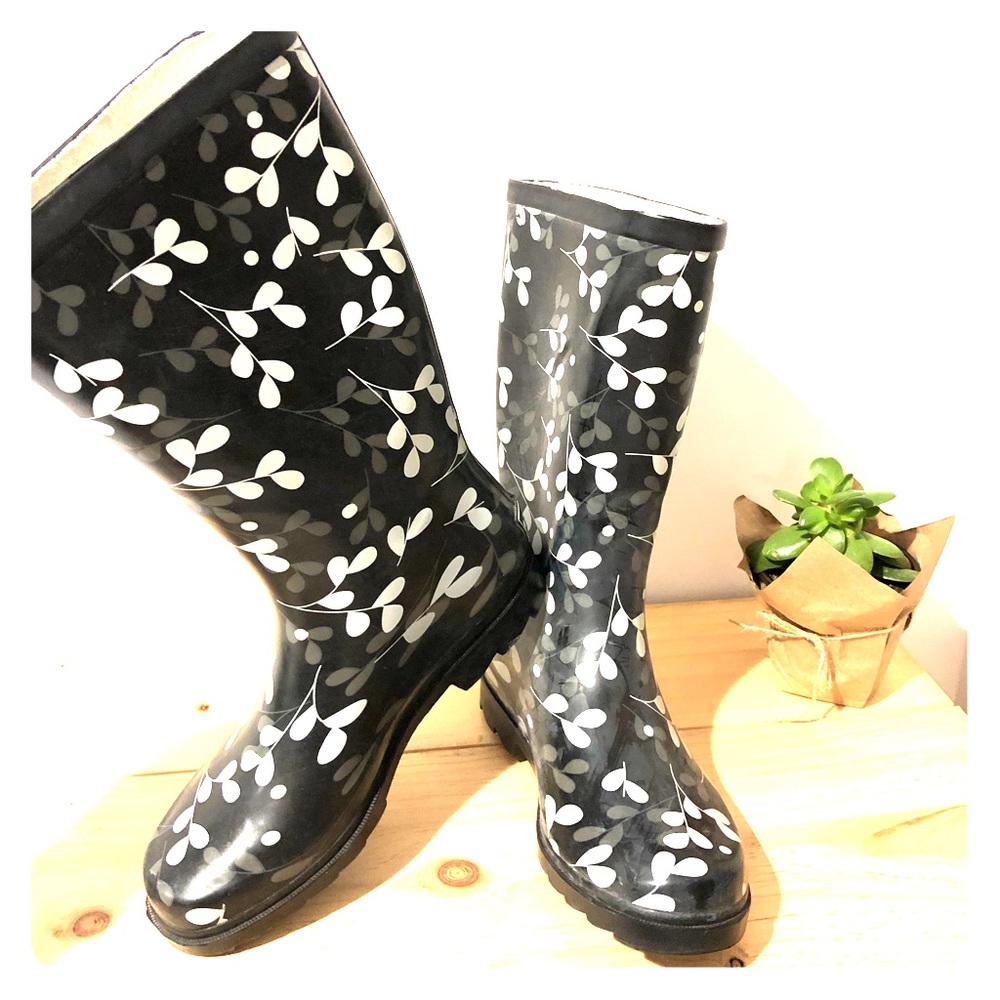 Black/White Aqua Stop Rain Boots (w/ Floral Print)